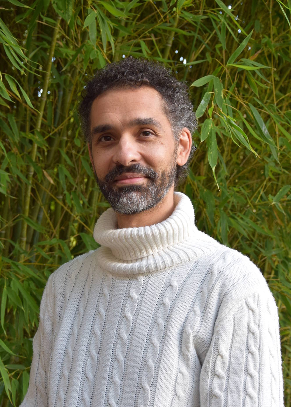 Alexis G., formateur en Kambo, posture sobre et présence incarnée